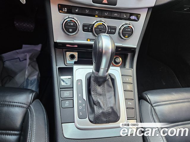Volkswagen CC 2.0 TDI BlueMotion 2015 — фото 23