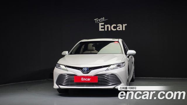 Toyota Camry (XV70) 2.5 XLE Hybrid 2019 — фото 3