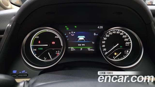 Toyota Camry (XV70) 2.5 XLE Hybrid 2019 — фото 8