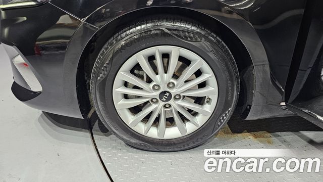 Kia K7 Premier 2.5 GDI Prestige 2021 — фото 5