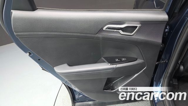 Kia Sportage Hybrid (V) Nobless 4WD 2023 — фото 25