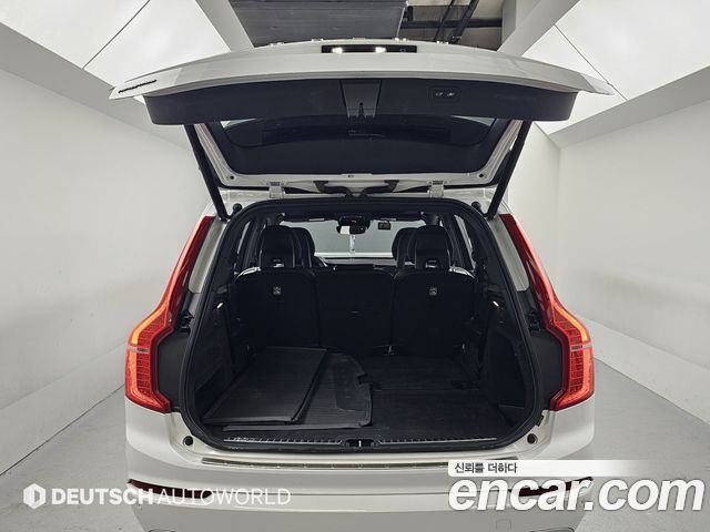 Volvo XC90 (II) B6 Inscription 2017 — фото 24
