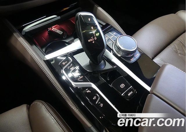 BMW 6 Series GT (G32) 630i xDrive M Sport 2024 — фото 9