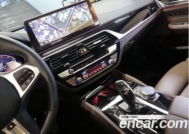 BMW 6 Series GT (G32) 630i xDrive M Sport 2024 — фото 17