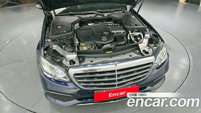 Mercedes-Benz E-Class (W213) E220d Exclusive 2019 — фото 6