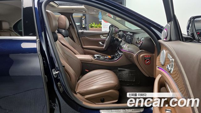 Mercedes-Benz E-Class (W213) E220d Exclusive 2019 — фото 11