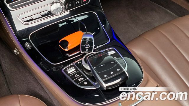 Mercedes-Benz E-Class (W213) E220d Exclusive 2019 — фото 18