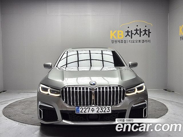 BMW 7 Series (G11) 745Le iPerformance M Sport 2021 — фото 3