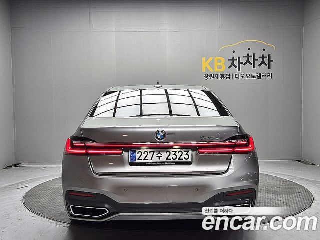 BMW 7 Series (G11) 745Le iPerformance M Sport 2021 — фото 4