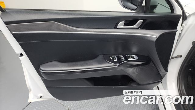 Kia K5 (III) 2.0 LPI(Renter car) Trandy 2022 — фото 24