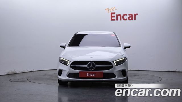 Mercedes-Benz A-Class (W177) A250 4MATIC Sedan 2020 — фото 3