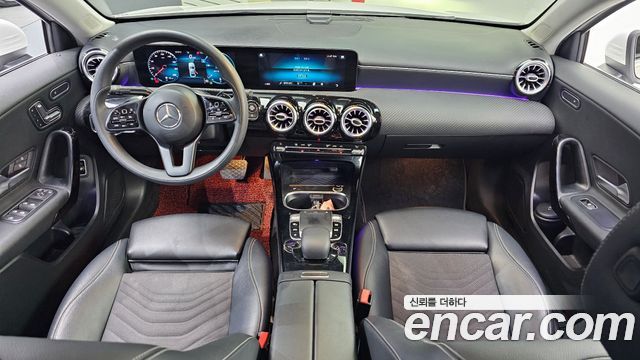 Mercedes-Benz A-Class (W177) A250 4MATIC Sedan 2020 — фото 7