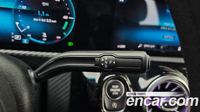 Mercedes-Benz A-Class (W177) A250 4MATIC Sedan 2020 — фото 9