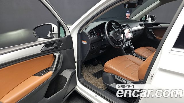Volkswagen Tiguan (II) 2.0 TDI 2018 — фото 10