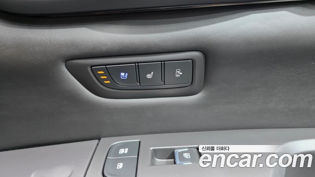 Cadillac CT6 3.6 Platinum AWD 2020 — фото 19