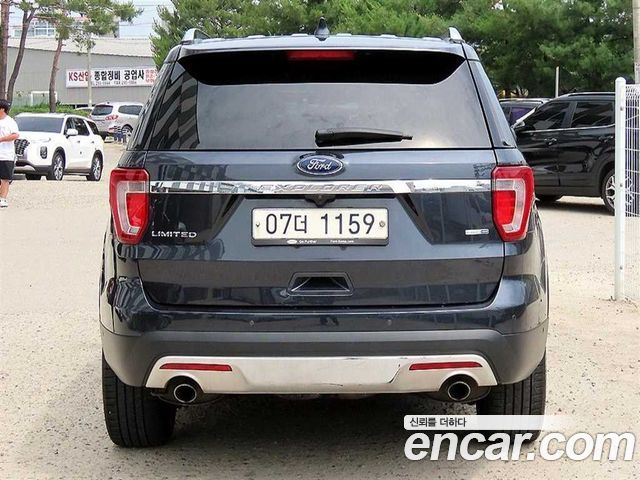Ford Explorer 2.3 Limited 4WD 5th 2017 — фото 4