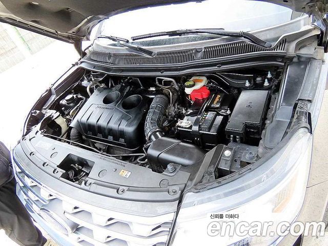 Ford Explorer 2.3 Limited 4WD 5th 2017 — фото 23
