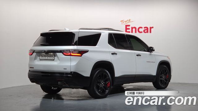 Chevrolet Traverse 3.6 AWD Redline 2020 — фото 2