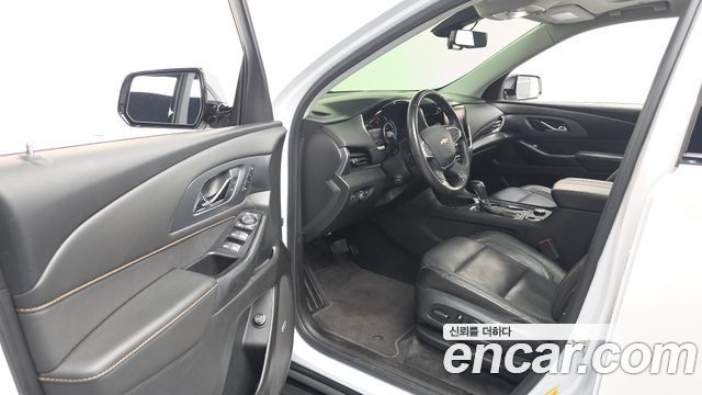 Chevrolet Traverse 3.6 AWD Redline 2020 — фото 10