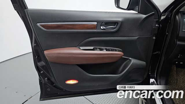 Renault Korea QM6 2.0 LPe RE Signature 2WD 2020 — фото 24
