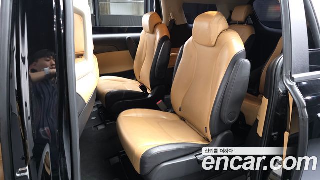 Kia Carnival (IV) Gasoline 9-Seater Prestige 2023 — фото 26