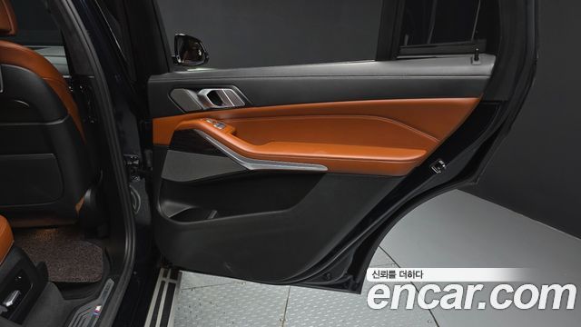 BMW X7 (G07) xDrive 40i M Sport 6STR 2021 — фото 25