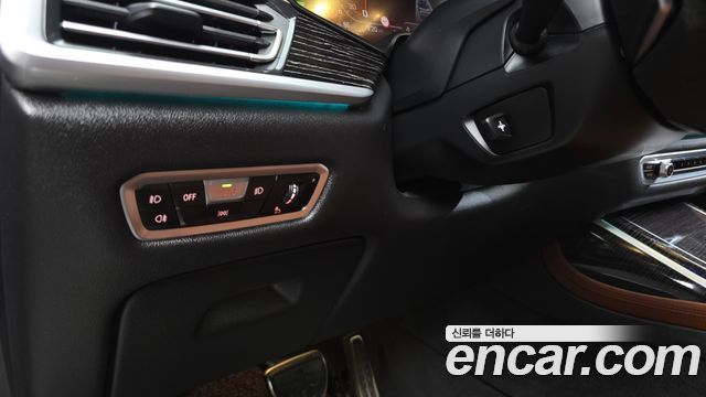BMW X7 (G07) xDrive 40i M Sport 6STR 2021 — фото 28