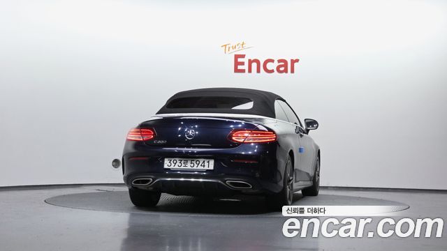 Mercedes-Benz C-Class (W205) C200 Cabriolet 2021 — фото 4
