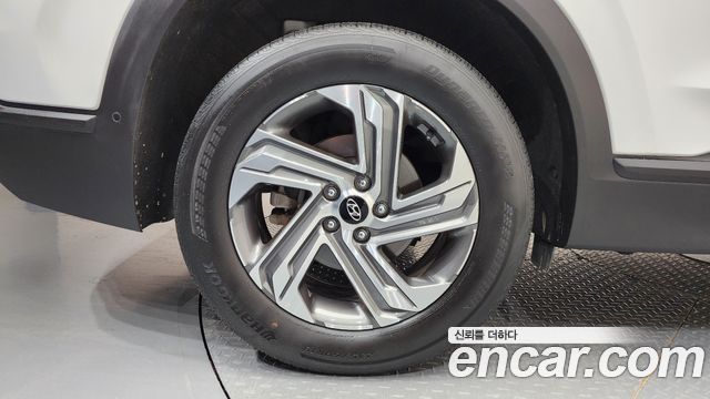 Hyundai Santa Fe Diesel 2.2 2WD Prestige Choice 2023 — фото 5