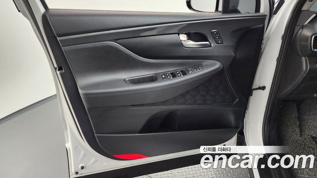 Hyundai Santa Fe Diesel 2.2 2WD Prestige Choice 2023 — фото 24