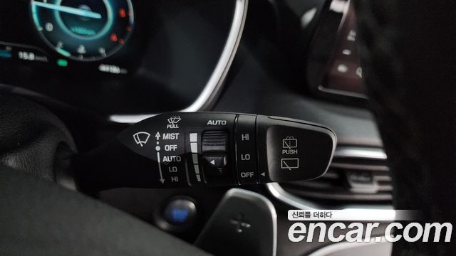 Hyundai Santa Fe Diesel 2.2 2WD Prestige Choice 2023 — фото 29