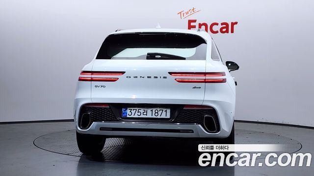 Genesis GV70 2.5T Gasoline AWD 2023 — фото 4