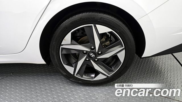 Hyundai Avante (CN7) 1.6 Inspiration 2022 — фото 21