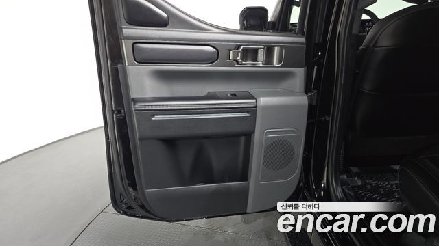 Kia Tasman 2.5T Gasoline 4WD Dynamic 2026 — фото 24
