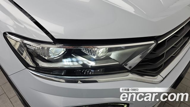 Volkswagen T-Roc 2.0 TDI Prestige 2021 — фото 22