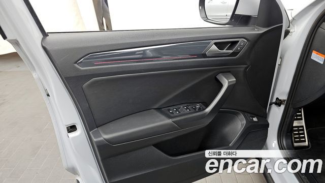 Volkswagen T-Roc 2.0 TDI Prestige 2021 — фото 24