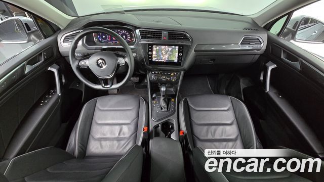 Volkswagen Tiguan Allspace 2.0 TDI Prestige 2020 — фото 7
