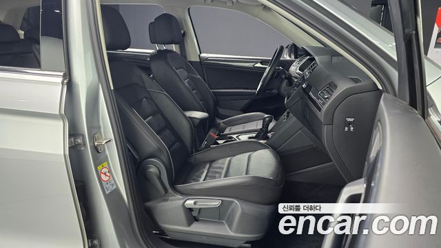 Volkswagen Tiguan Allspace 2.0 TDI Prestige 2020 — фото 10