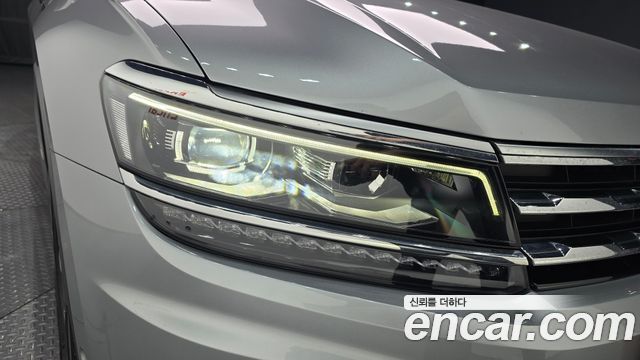 Volkswagen Tiguan Allspace 2.0 TDI Prestige 2020 — фото 22