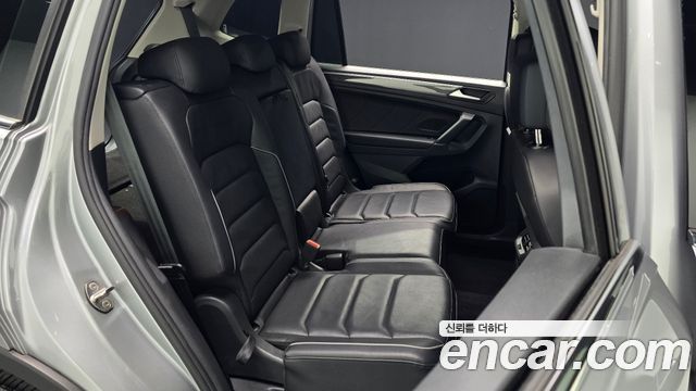 Volkswagen Tiguan Allspace 2.0 TDI Prestige 2020 — фото 26