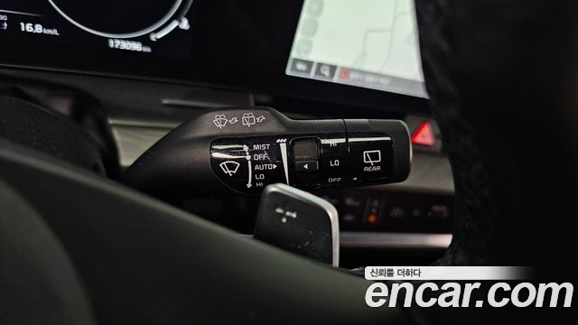 Kia Sportage (V) Diesel 2.0 2WD Signature 2022 — фото 15