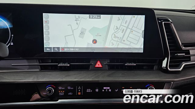 Kia Sportage (V) Diesel 2.0 2WD Signature 2022 — фото 16