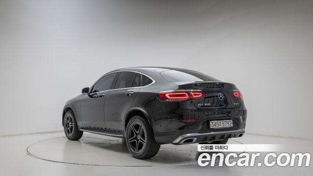 Mercedes-Benz GLC-Class (X253) GCL300 4MATIC Coupe 2023 — фото 2