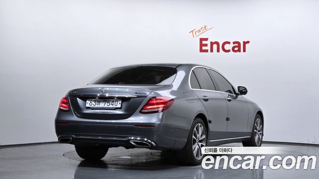 Mercedes-Benz E-Class (W213) E300 4MATIC Avnatgarde 2019 — фото 2