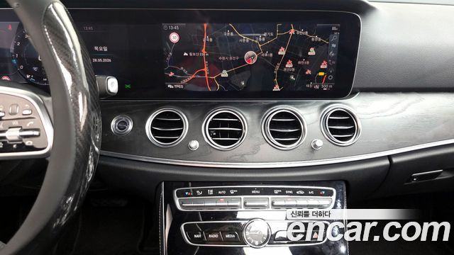 Mercedes-Benz E-Class (W213) E300 4MATIC Avnatgarde 2019 — фото 12