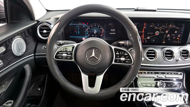Mercedes-Benz E-Class (W213) E300 4MATIC Avnatgarde 2019 — фото 13