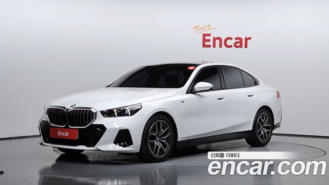 BMW 5 Series (G60) 520i M Sport 2025 — фото 1