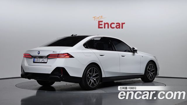 BMW 5 Series (G60) 520i M Sport 2025 — фото 2