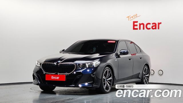 BMW 5 Series (G60) 530i xDrive M Sport 2025 — фото 11