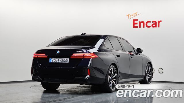 BMW 5 Series (G60) 530i xDrive M Sport 2025 — фото 2
